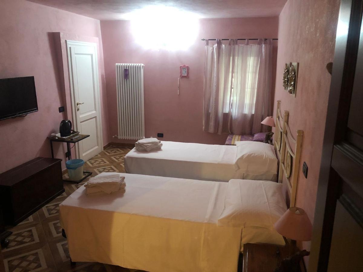 Gredo Antica Dimora Hotel Villafranca in Lunigiana Bagian luar foto